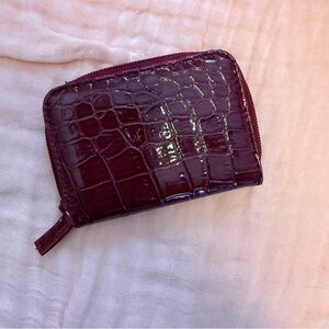Elegant Red Crocodile-Embossed Women's Wallet
